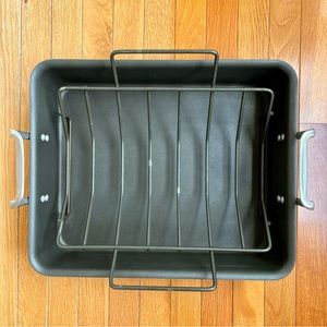 DRAFT #2 16”x13” CALPHALON Roaster 1805 Roasting Pan with Rack Lifter
